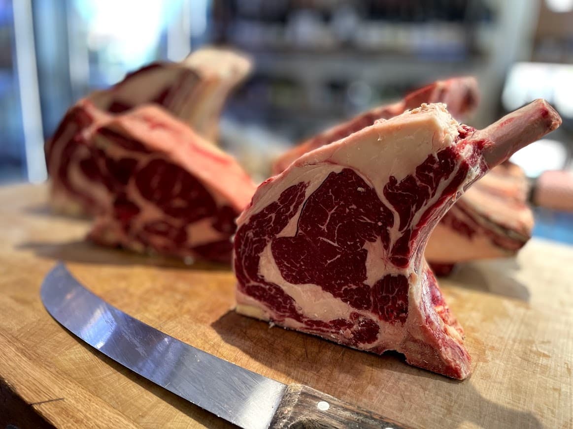 La recette parfaite côte de boeuf au vin rouge pour un repas inoubliable