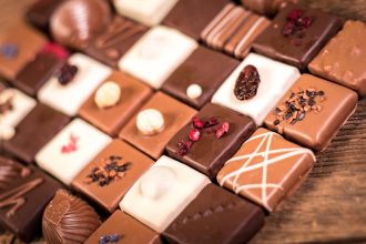Chocolats belges à offrir : l'élégance d'une tradition et la qualité premium